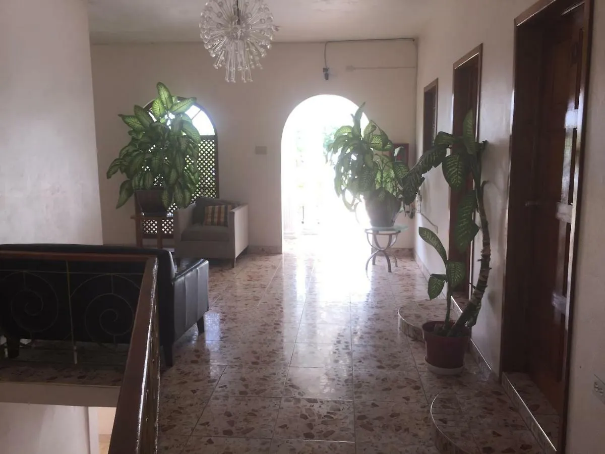 Hotel Callie'S Beach House Portmore Jamajka